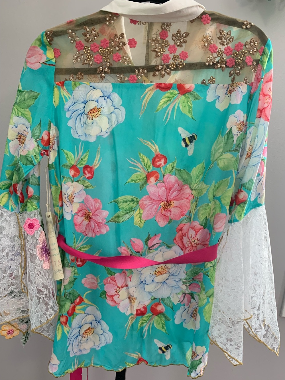 NWT Aratta Silent Journey La Ville Button-Down Floral Top - Picture 4 of 16